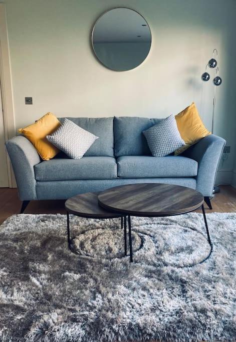 Ormeau Road Stylish Double Bedroom Luxury Apartment ベルファスト エクステリア 写真
